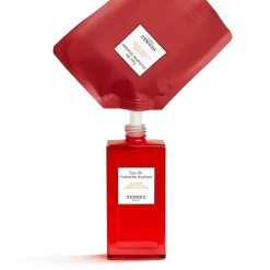 Eau De Rhubarbe Écarlate
