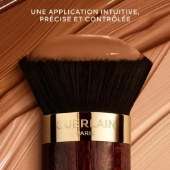 Kabuki Brush