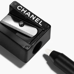 LE CRAYON LÈVRES
