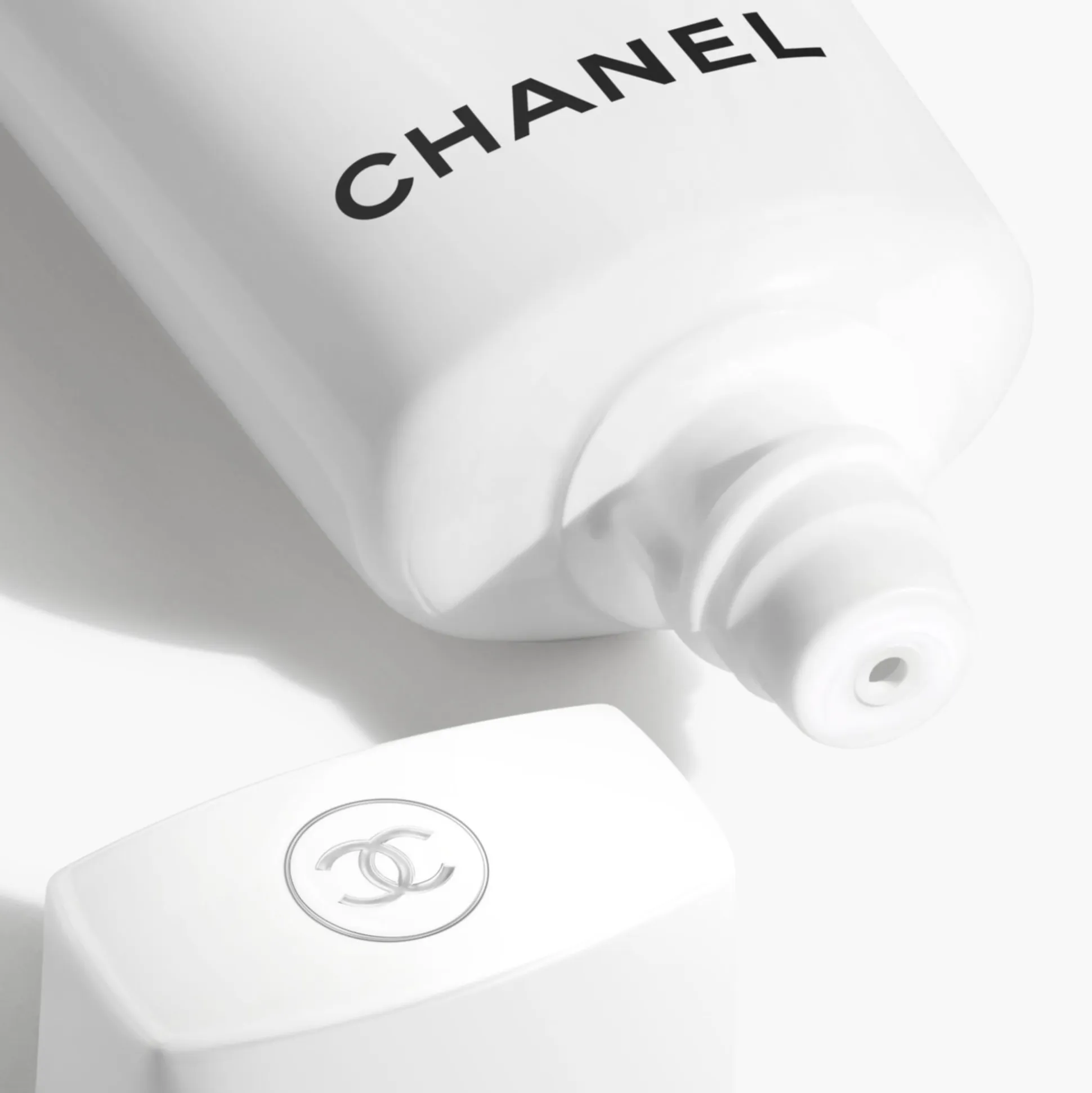 UV ESSENTIEL